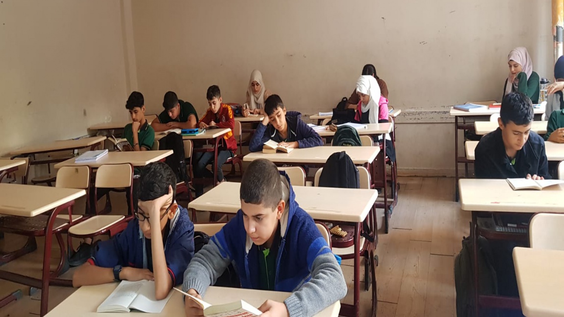 18 Mart Çanakkale Zaferi ve Şehitleri Anadolu Lisesi Okuyor